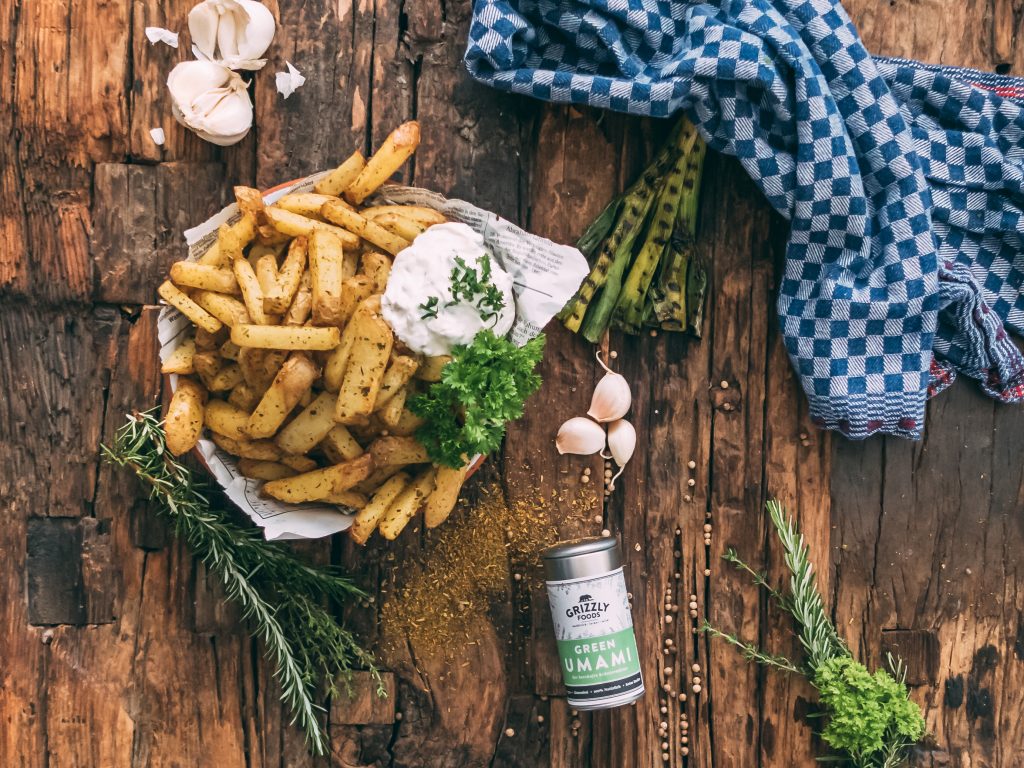 Selbstgemachte Pommes mit Green UMAMI