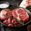 Carnivore kost: De 5 fordele og ulemper ved kød-diæten